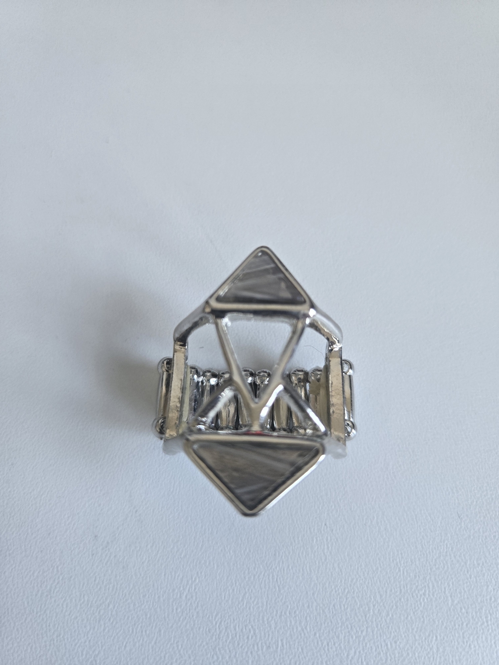 Ring - Picture 3 of 6